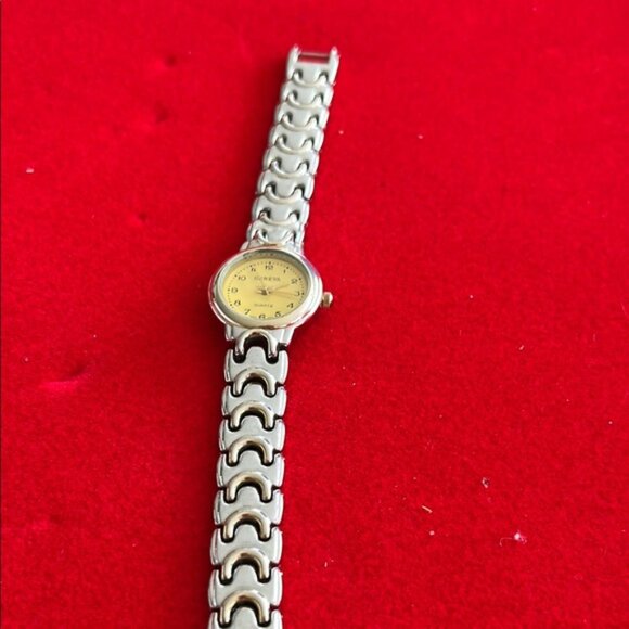 Geneva Silver and Gold Quartz Watch - Picture 2 of 6